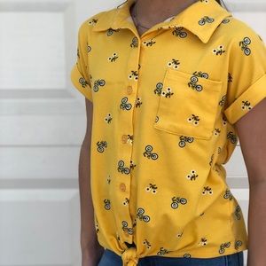 Self esteem yellow collared shirts